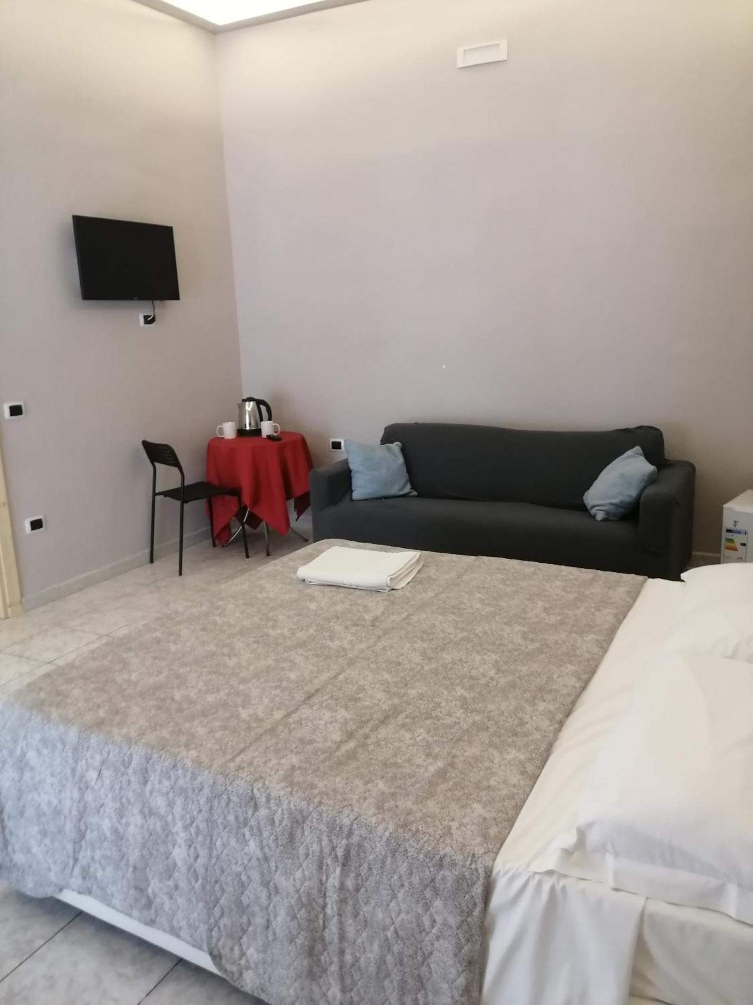 Francesco Home Napoli Eksteriør bilde